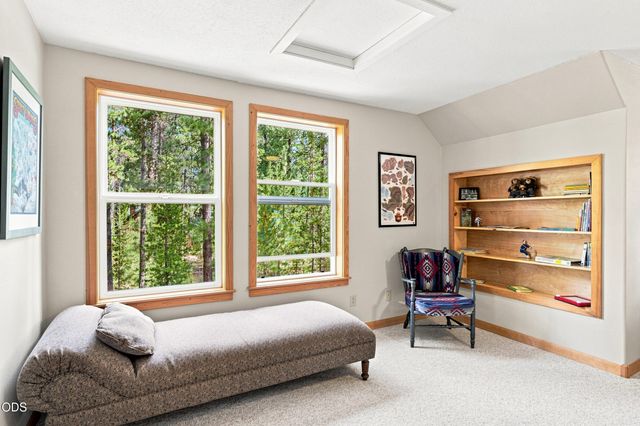 53481 Brookie Way, La Pine, OR 97739