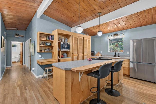 8484 E Zayante Road, Felton, CA 95018