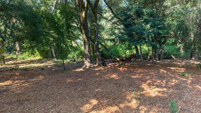 8484 E Zayante Road, Felton, CA 95018