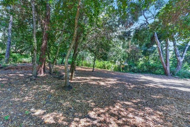 8484 E Zayante Road, Felton, CA 95018
