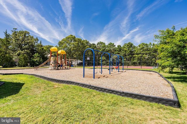 51 OREGON AVE, Waretown, NJ 08758