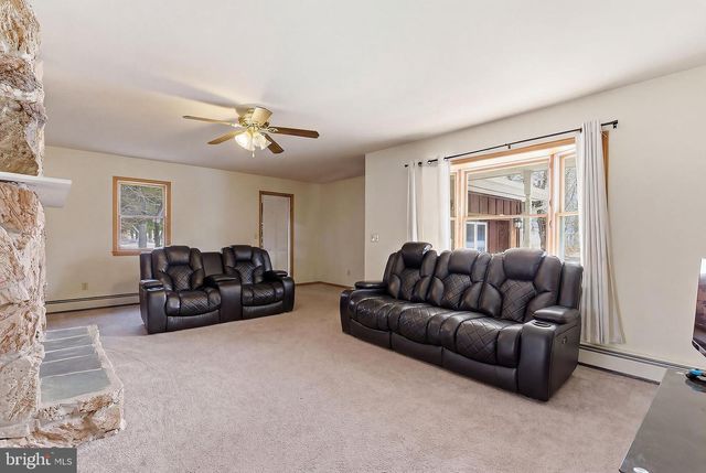 51 OREGON AVE, Waretown, NJ 08758