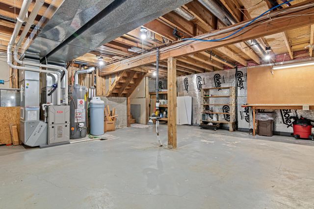417 75th Avenue N, Brooklyn Park, MN 55444