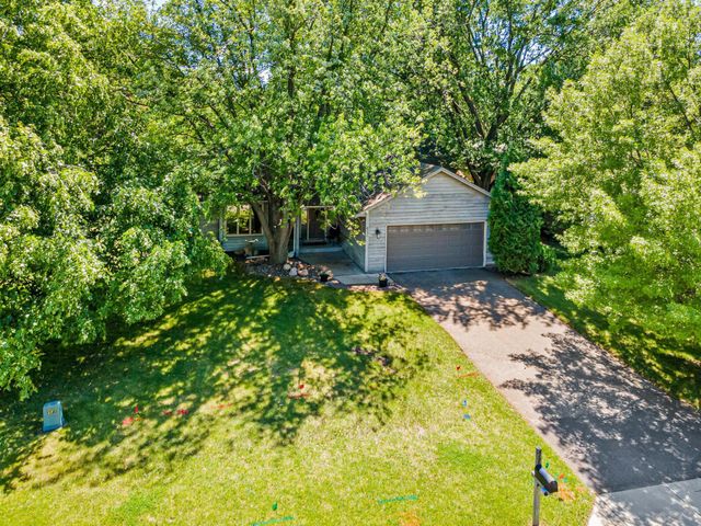 417 75th Avenue N, Brooklyn Park, MN 55444