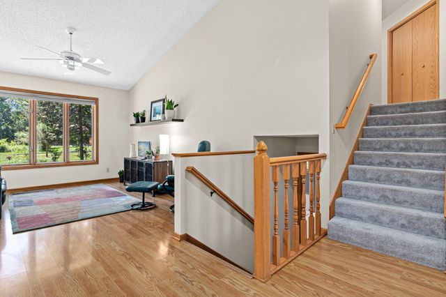 417 75th Avenue N, Brooklyn Park, MN 55444