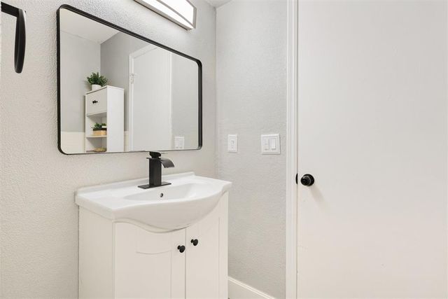 6205 SE 9th Street, Oklahoma City, OK 73110