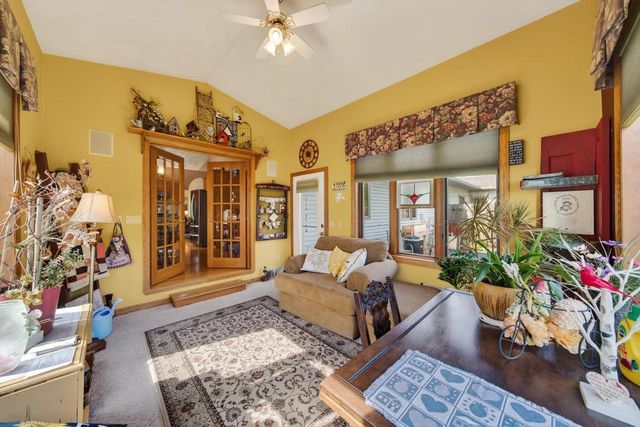 1818 E SYLVAN AVENUE, Appleton, WI 54915