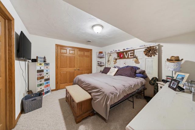 1818 E SYLVAN AVENUE, Appleton, WI 54915
