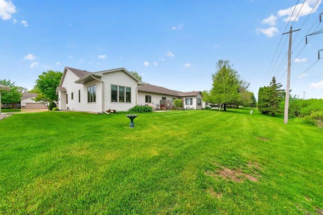 1818 E SYLVAN AVENUE, Appleton, WI 54915