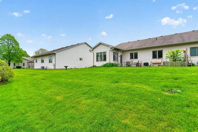 1818 E SYLVAN AVENUE, Appleton, WI 54915