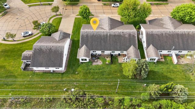 1818 E SYLVAN AVENUE, Appleton, WI 54915