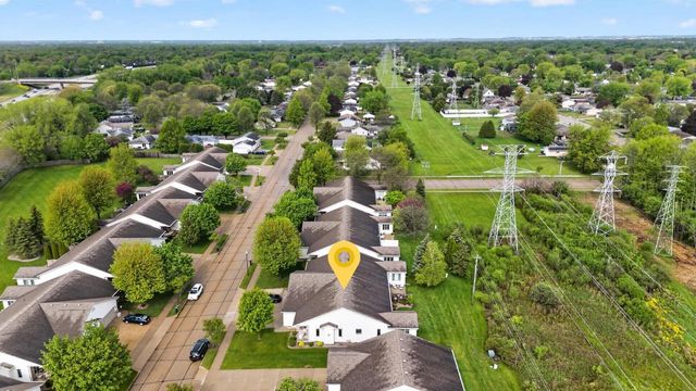1818 E SYLVAN AVENUE, Appleton, WI 54915