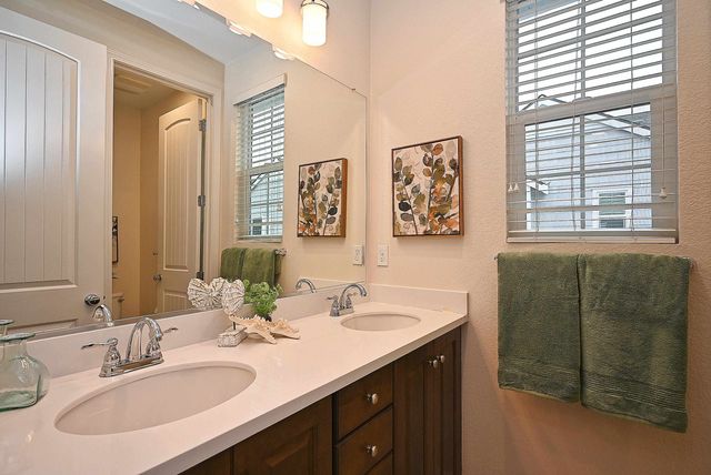 1059 Catalina Dr, Livermore, CA 94550