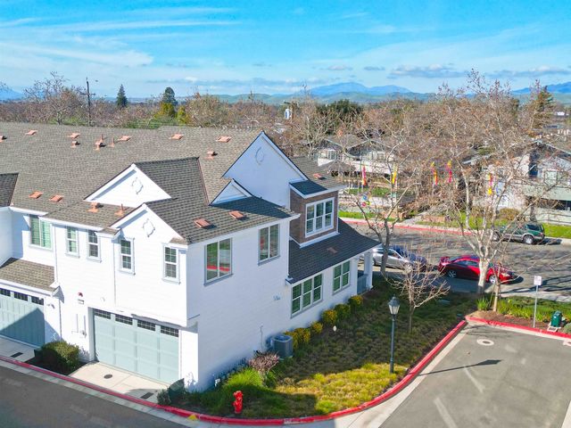 1059 Catalina Dr, Livermore, CA 94550