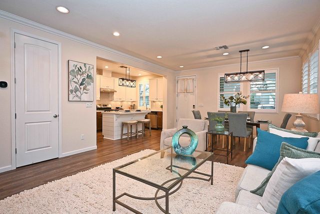 1059 Catalina Dr, Livermore, CA 94550