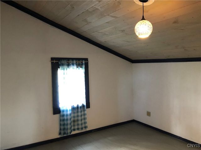 12817 Whitney Road, Henderson, NY 13650