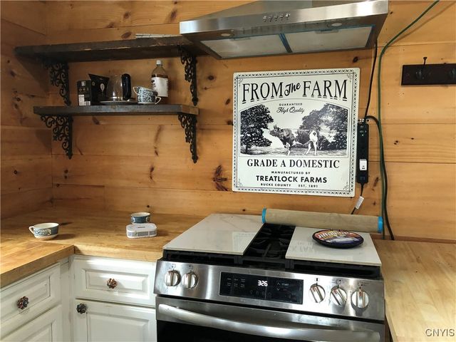 12817 Whitney Road, Henderson, NY 13650