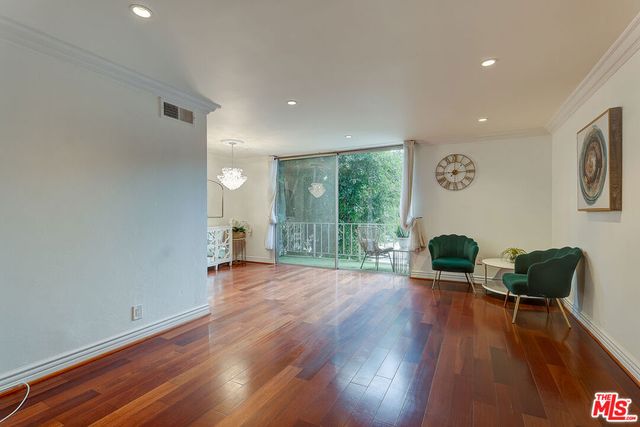 100 S Doheny Drive 223, Los Angeles, CA 90048