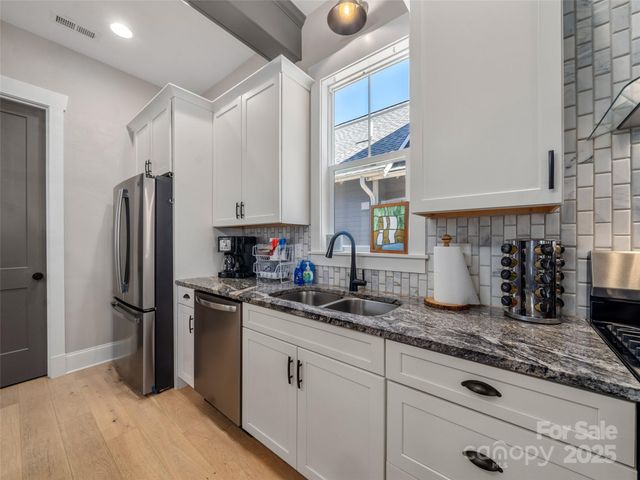 288 W Main Street, Brevard, NC 28712
