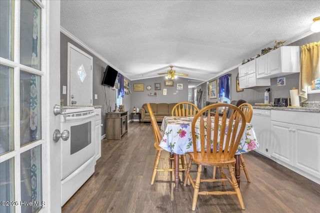 2924 Burnsville Street SW, Supply, NC 28462