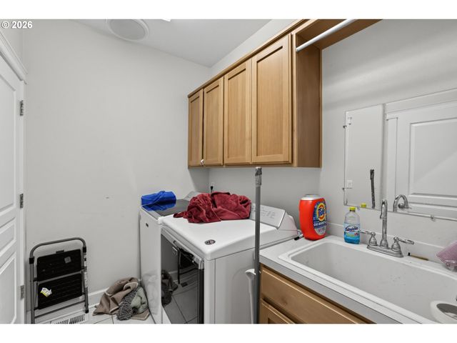 16228 Sw COOPER Ln, Tigard, OR 97224