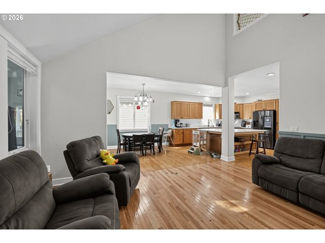 16228 Sw COOPER Ln, Tigard, OR 97224