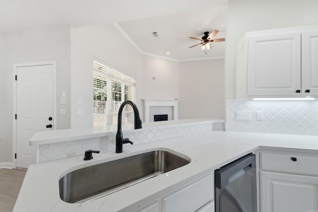 2 Shadetree Lane, Mayflower, AR 72106