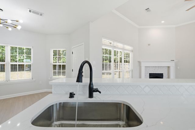 2 Shadetree Lane, Mayflower, AR 72106