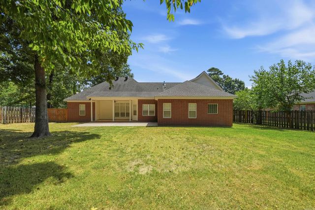 2 Shadetree Lane, Mayflower, AR 72106