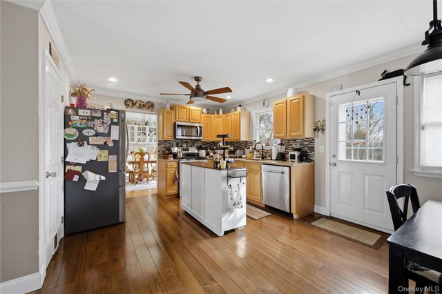 38 Elizabeth Drive, Wading River, NY 11792