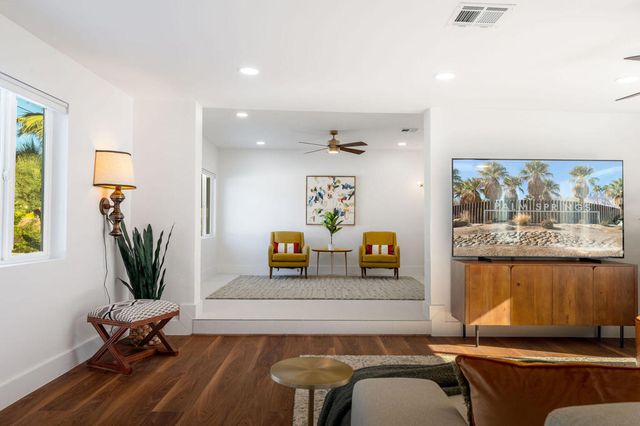 1125 E Sunny Dunes Road, Palm Springs, CA 92264