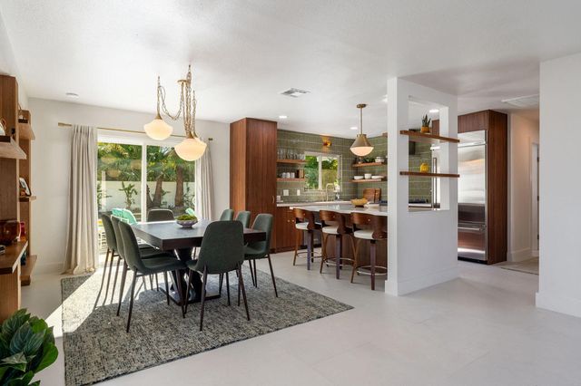 1125 E Sunny Dunes Road, Palm Springs, CA 92264