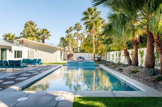 1125 E Sunny Dunes Road, Palm Springs, CA 92264