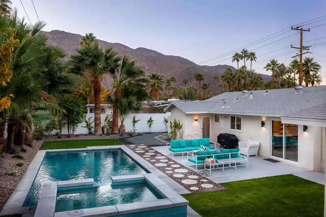1125 E Sunny Dunes Road, Palm Springs, CA 92264