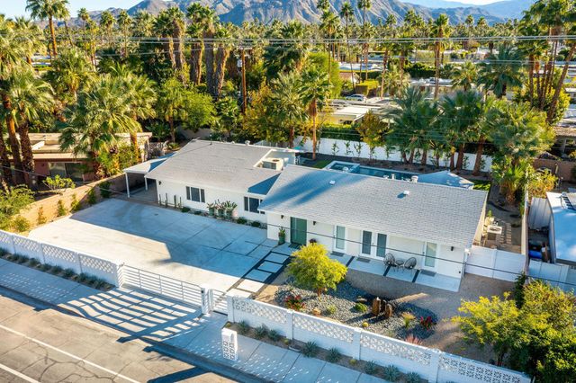 1125 E Sunny Dunes Road, Palm Springs, CA 92264