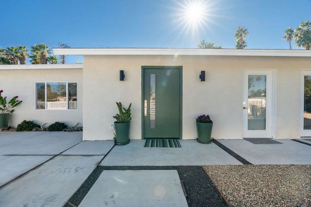 1125 E Sunny Dunes Road, Palm Springs, CA 92264