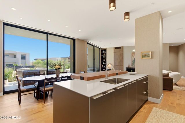 5000 N Camelback Ridge Drive 108, Scottsdale, AZ 85251