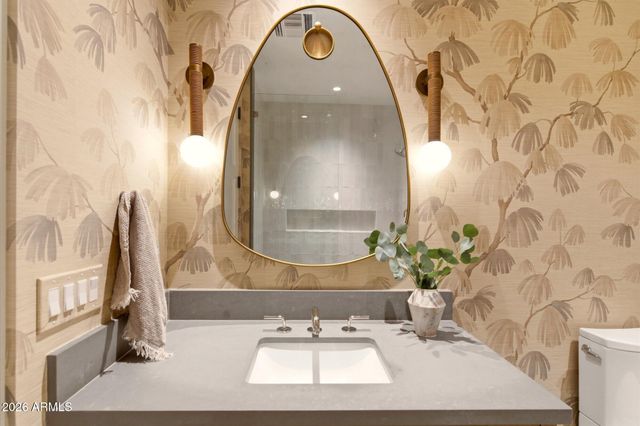 5000 N Camelback Ridge Drive 108, Scottsdale, AZ 85251