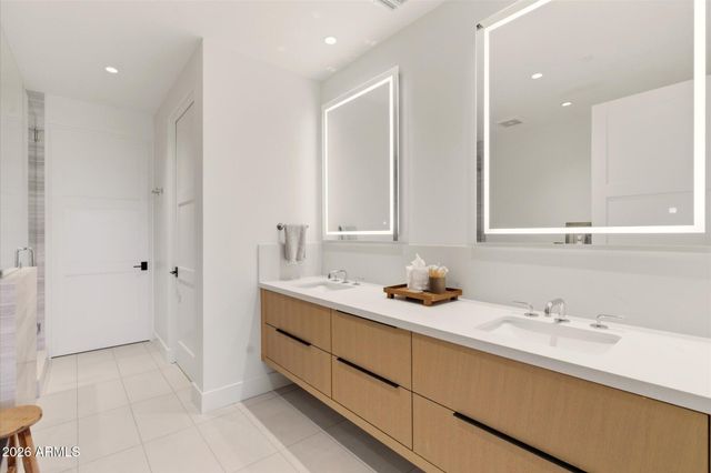 5000 N Camelback Ridge Drive 108, Scottsdale, AZ 85251