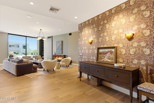 5000 N Camelback Ridge Drive 108, Scottsdale, AZ 85251