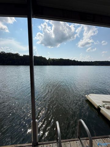 57 Cypress Point Drive, Winchester, TN 37398