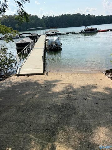 57 Cypress Point Drive, Winchester, TN 37398