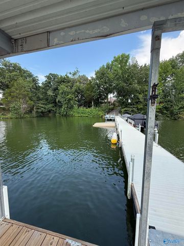 57 Cypress Point Drive, Winchester, TN 37398