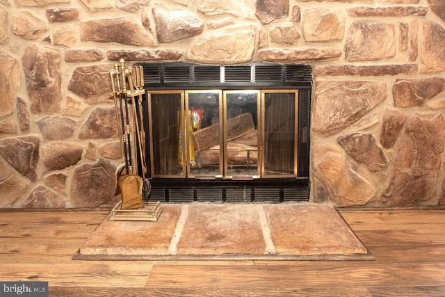 6906 STORCH CIR, Lanham, MD 20706