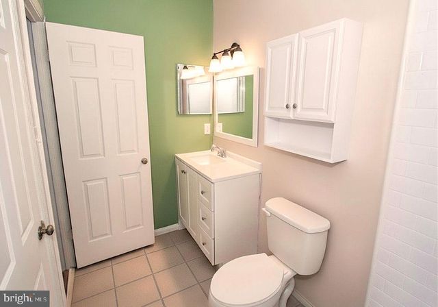 6906 STORCH CIR, Lanham, MD 20706