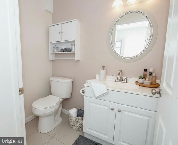 6906 STORCH CIR, Lanham, MD 20706