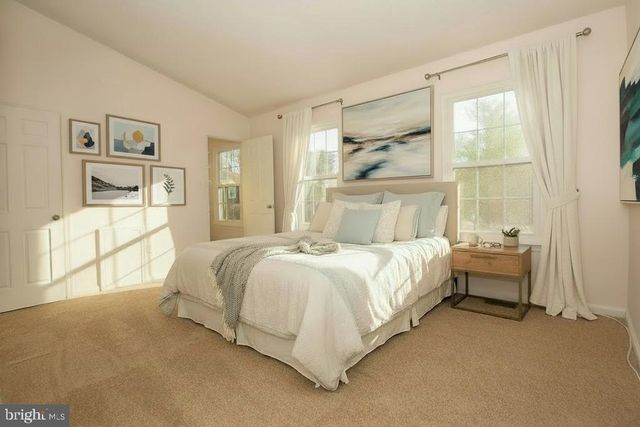 6906 STORCH CIR, Lanham, MD 20706