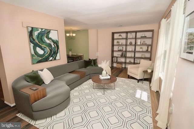 6906 STORCH CIR, Lanham, MD 20706