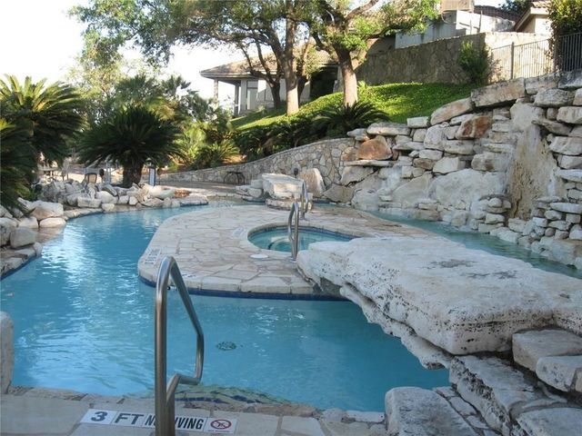 1905 LAUREN DR, Spicewood, TX 78669