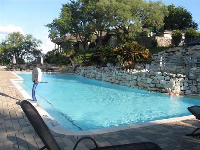 1905 LAUREN DR, Spicewood, TX 78669